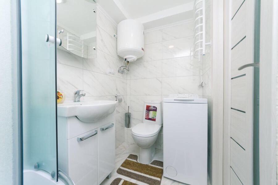 Studiia Na Beresteiskoi Kiev Exterior foto